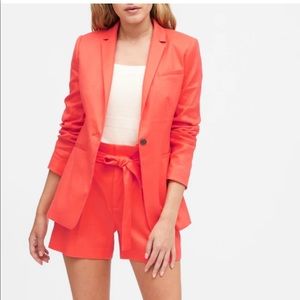 Banana Republic long & lean jacket with shorts.